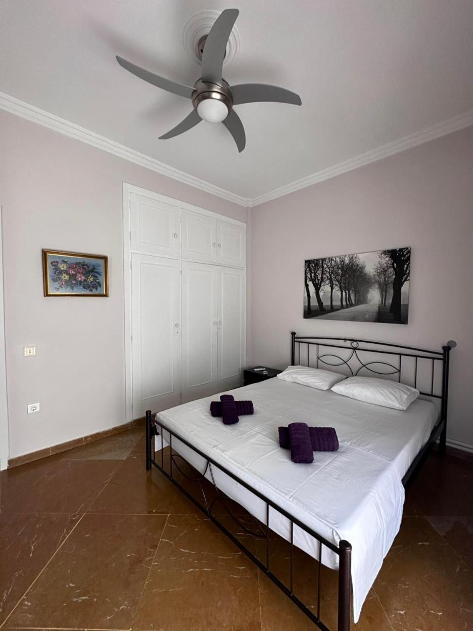 Beach Front Apartment Nea Palatia 외부 사진
